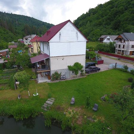Садиба У Брусків Mizhhirya  Luaran gambar