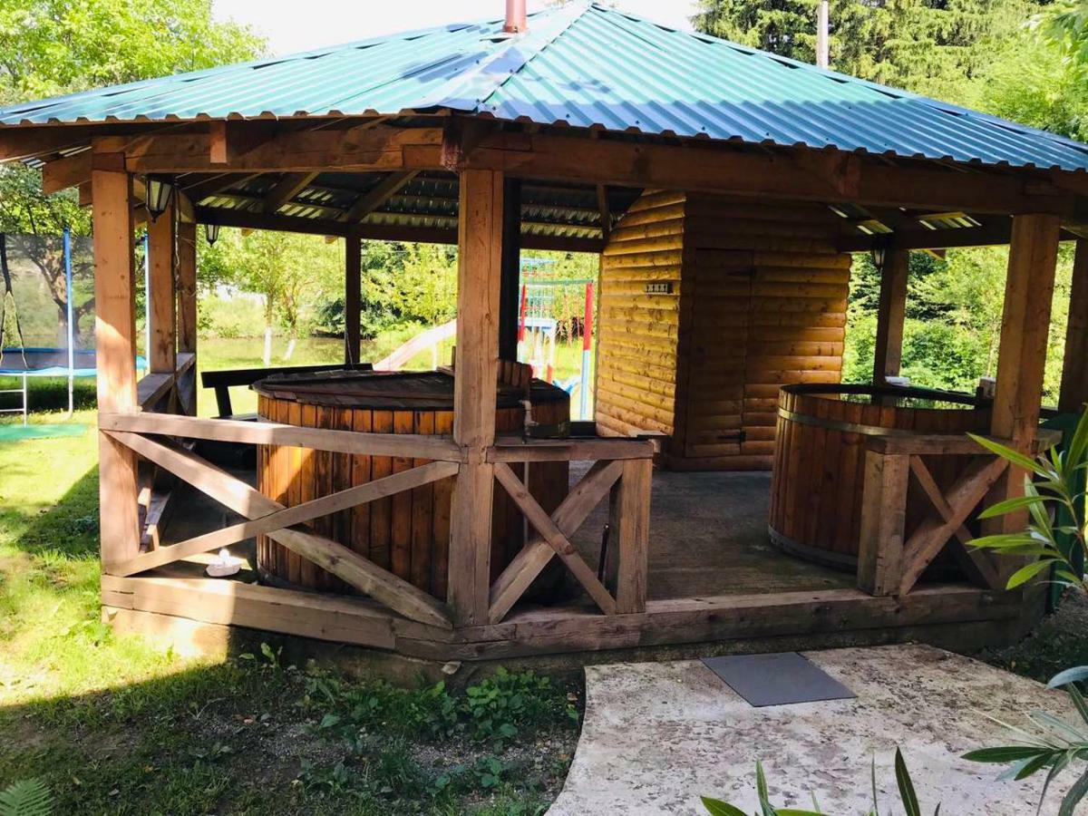 Садиба У Брусків Mizhhirya  Luaran gambar